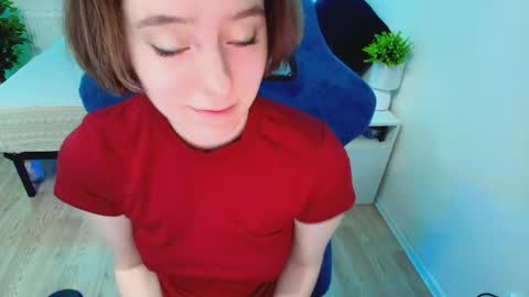 Snapshot of topcranberry chatting on 10/08/25, 07:06 topcranberry online show from 10/08/25, 07:06