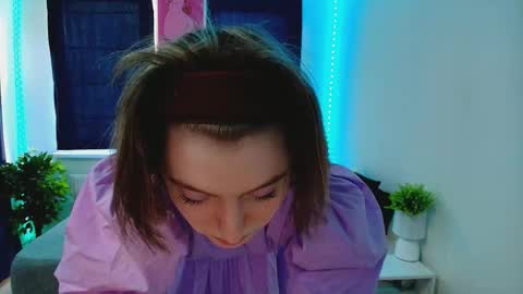 Snapshot of topcranberry chatting on 10/12/25, 07:29 topcranberry online show from 10/12/25, 07:29