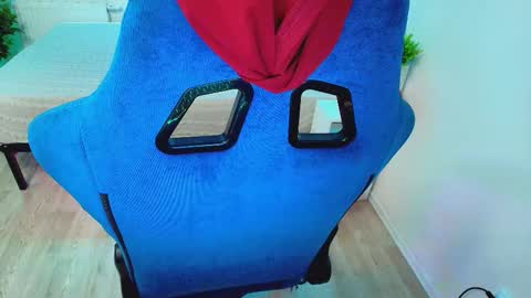 Snapshot of topcranberry chatting on 10/22/25, 03:34 topcranberry online show from 10/22/25, 03:34