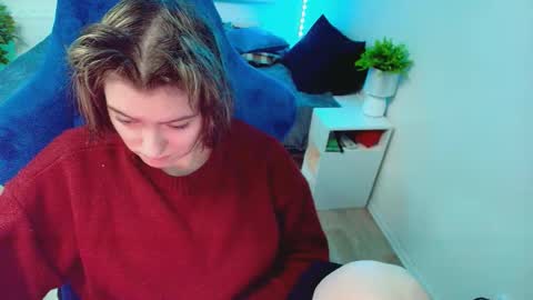 Snapshot of topcranberry chatting on 11/22/25, 01:26 topcranberry online show from 11/22/25, 01:26