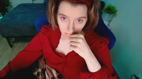 Snapshot of topcranberry chatting on 11/23/25, 02:22 topcranberry online show from 11/23/25, 02:22