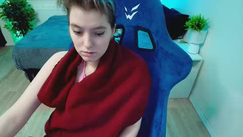 Snapshot of topcranberry chatting on 12/02/25, 08:19 topcranberry online show from 12/02/25, 08:19