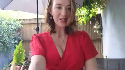 Topsy online show from 12/23/25, 07:06