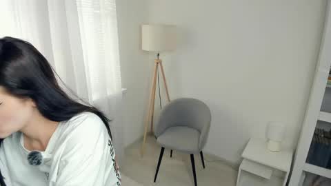Snapshot of topthottie chatting on 06/06/26, 04:12 Lora online show from 06/06/26, 04:12