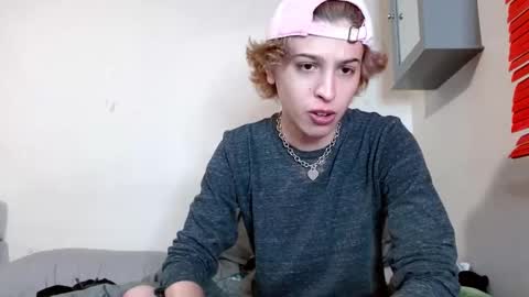 Snapshot of topzaddy chatting on 11/11/25, 08:03 TopZaddy online show from 11/11/25, 08:03