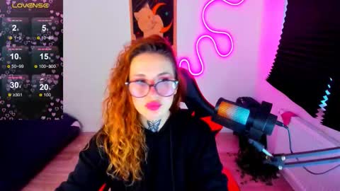 Snapshot of tora_20 chatting on 11/17/25, 12:44 tora online show from 11/17/25, 12:44