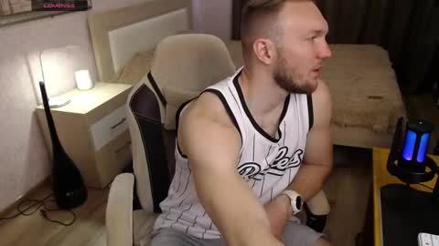 Glebaty online show from 04/19/26, 08:46