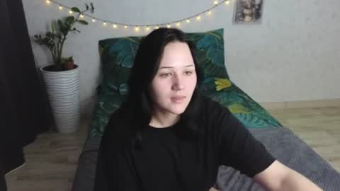 Snapshot of tori_sweet_tori chatting on 06/14/26, 02:24 Tori online show from 06/14/26, 02:24