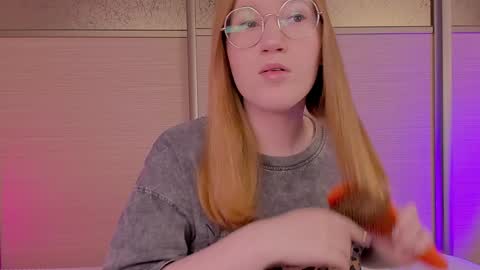 Snapshot of tori_the_witch chatting on 01/25/25, 05:07 Tori online show from 01/25/25, 05:07