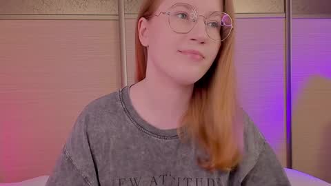 Snapshot of tori_the_witch chatting on 01/31/25, 09:27 Tori online show from 01/31/25, 09:27