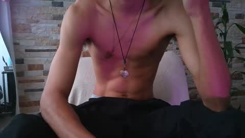 Enzo Moretti online show from 01/18/26, 12:31