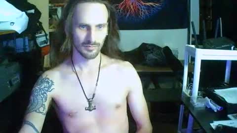 Snapshot of tornado2156 chatting on 01/19/25, 11:10 Tornado2156 online show from 01/19/25, 11:10