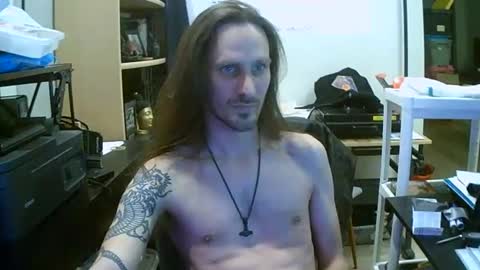 Snapshot of tornado2156 chatting on 02/08/25, 11:45 Tornado2156 online show from 02/08/25, 11:45