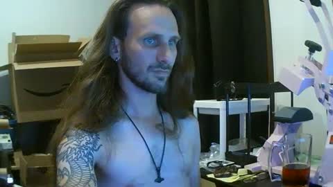 Snapshot of tornado2156 chatting on 09/14/25, 11:37 Tornado2156 online show from 09/14/25, 11:37