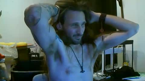 Snapshot of tornado2156 chatting on 09/30/25, 01:10 Tornado2156 online show from 09/30/25, 01:10