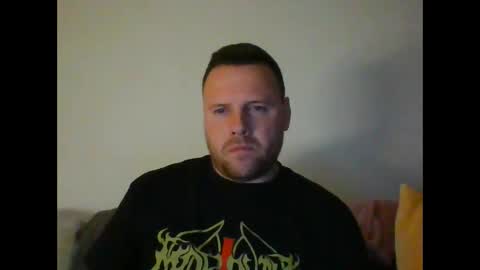 Snapshot of torth666 chatting on 12/20/25, 10:28 torth666 online show from 12/20/25, 10:28