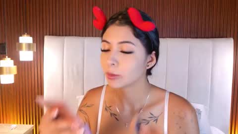 Ana Maria  online show from 02/20/26, 07:21