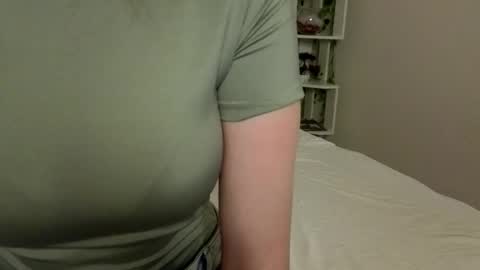 Snapshot of toshacress chatting on 02/20/26, 06:26 Kate online show from 02/20/26, 06:26