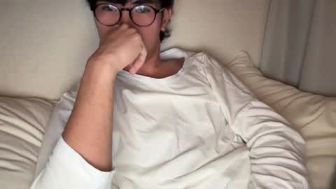 Snapshot of toshikaro0 chatting on 12/02/25, 05:41 Karo online show from 12/02/25, 05:41