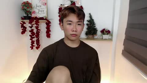 Snapshot of totalbabe1x chatting on 01/27/25, 12:16 totalbabe1x online show from 01/27/25, 12:16