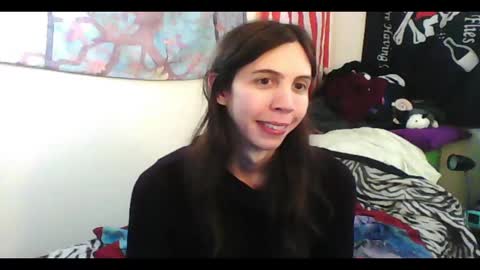 Luna online show from 01/03/25, 12:54