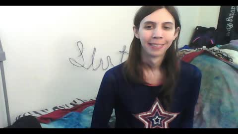 Luna online show from 11/04/25, 02:43