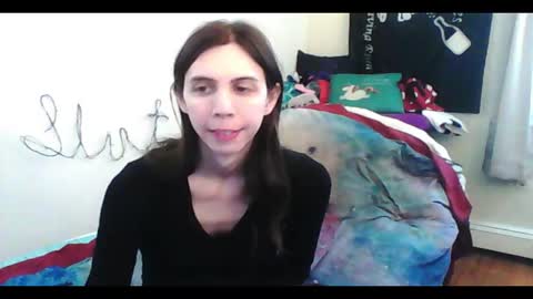 Luna online show from 03/03/26, 09:21