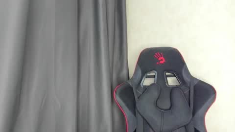 Snapshot of touch_me8 chatting on 01/28/25, 06:49 Arti online show from 01/28/25, 06:49