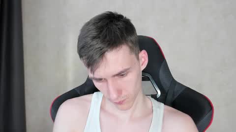 Snapshot of touch_me8 chatting on 03/06/25, 09:14 Arti online show from 03/06/25, 09:14