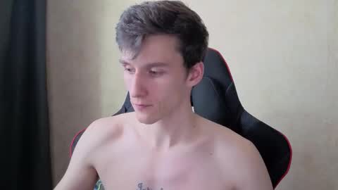 Snapshot of touch_me8 chatting on 10/18/25, 08:04 Arti online show from 10/18/25, 08:04