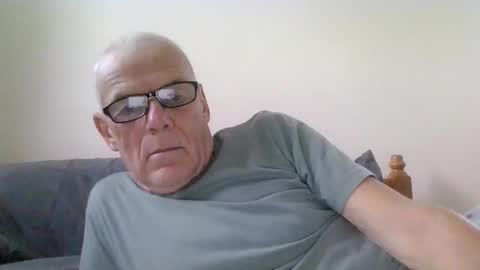 Snapshot of touche5656607203 chatting on 10/22/25, 08:36 touche5656607203 online show from 10/22/25, 08:36