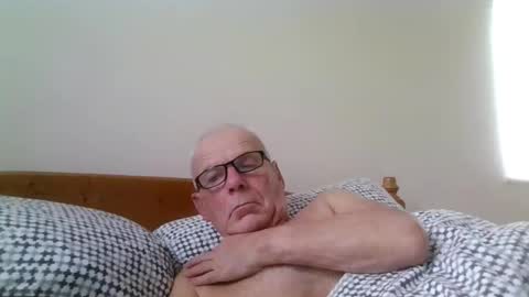 Snapshot of touche5656607203 chatting on 10/31/25, 10:05 touche5656607203 online show from 10/31/25, 10:05