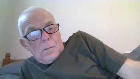 Snapshot of touche5656607203 chatting on 11/22/25, 11:09 touche5656607203 online show from 11/22/25, 11:09