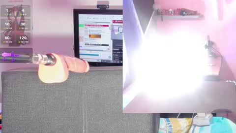 Snapshot of touk_kira chatting on 11/14/25, 02:49 touk_kira online show from 11/14/25, 02:49