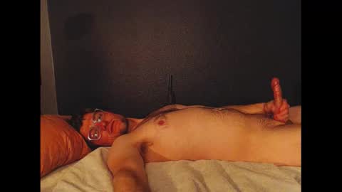 Snapshot of towerofalex chatting on 12/15/25, 05:34 towerofalex online show from 12/15/25, 05:34