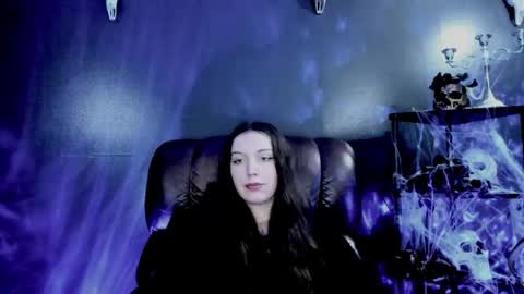 Snapshot of toxicdomme chatting on 05/13/26, 04:48 toxicdomme online show from 05/13/26, 04:48