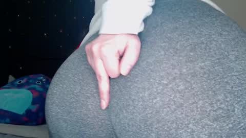 Snapshot of toxiclilly chatting on 12/11/24, 12:23 Lilly Miss Mistress Goddess Maam Queen Boss online show from 12/11/24, 12:23