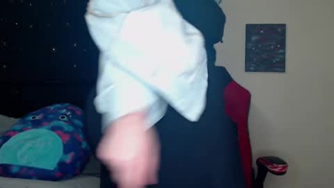 Snapshot of toxiclilly chatting on 12/12/24, 09:40 Lilly Miss Mistress Goddess Maam Queen Boss online show from 12/12/24, 09:40