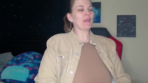 Snapshot of toxiclilly chatting on 01/10/25, 08:18 Lilly Miss Mistress Goddess Maam Queen Boss online show from 01/10/25, 08:18