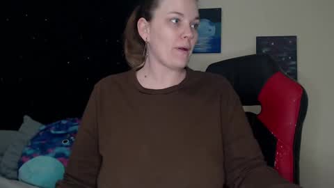 Snapshot of toxiclilly chatting on 01/21/25, 09:24 Lilly Miss Mistress Goddess Maam Queen Boss online show from 01/21/25, 09:24