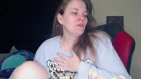 Snapshot of toxiclilly chatting on 01/23/25, 07:22 Lilly Miss Mistress Goddess Maam Queen Boss online show from 01/23/25, 07:22