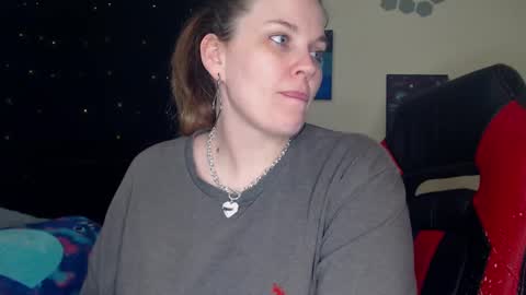 Snapshot of toxiclilly chatting on 02/08/25, 12:28 Lilly Miss Mistress Goddess Maam Queen Boss online show from 02/08/25, 12:28