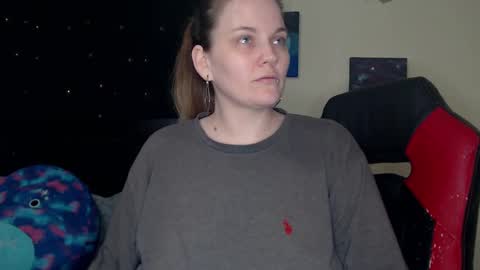 Snapshot of toxiclilly chatting on 02/12/25, 06:29 Lilly Miss Mistress Goddess Maam Queen Boss online show from 02/12/25, 06:29