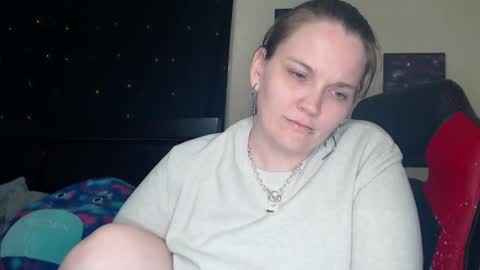 Snapshot of toxiclilly chatting on 02/20/25, 07:45 Lilly Miss Mistress Goddess Maam Queen Boss online show from 02/20/25, 07:45