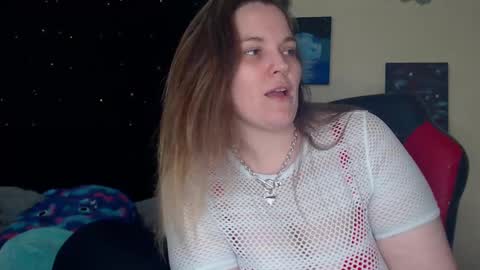 Snapshot of toxiclilly chatting on 02/21/25, 06:18 Lilly Miss Mistress Goddess Maam Queen Boss online show from 02/21/25, 06:18