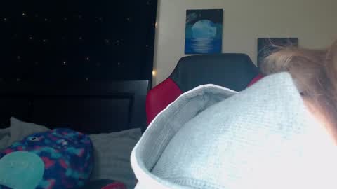 Snapshot of toxiclilly chatting on 03/04/25, 08:24 Lilly Miss Mistress Goddess Maam Queen Boss online show from 03/04/25, 08:24