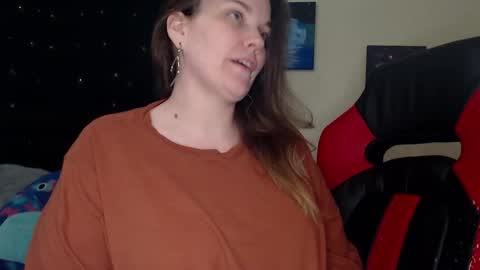 Snapshot of toxiclilly chatting on 03/09/25, 11:58 Lilly Miss Mistress Goddess Maam Queen Boss online show from 03/09/25, 11:58