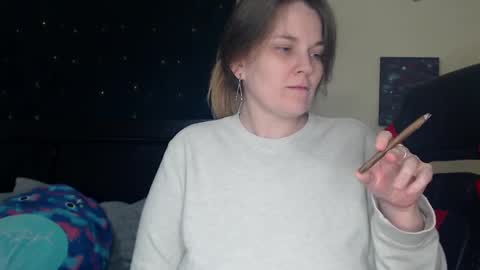 Snapshot of toxiclilly chatting on 03/11/25, 07:04 Lilly Miss Mistress Goddess Maam Queen Boss online show from 03/11/25, 07:04