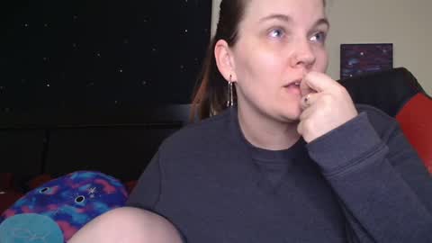 Snapshot of toxiclilly chatting on 10/24/25, 08:33 Lilly Miss Mistress Goddess Maam Queen Boss online show from 10/24/25, 08:33