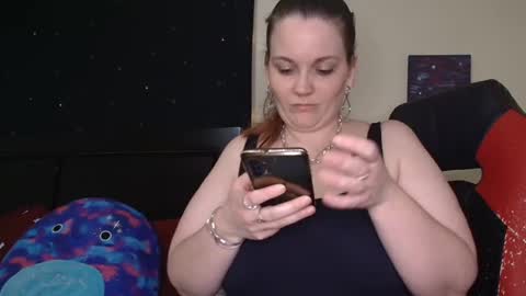 Snapshot of toxiclilly chatting on 10/25/25, 07:16 Lilly Miss Mistress Goddess Maam Queen Boss online show from 10/25/25, 07:16